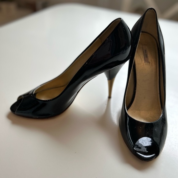 Black patent leather Miu Miu peep-toe heels 👠 🖤 - Picture 5 of 12